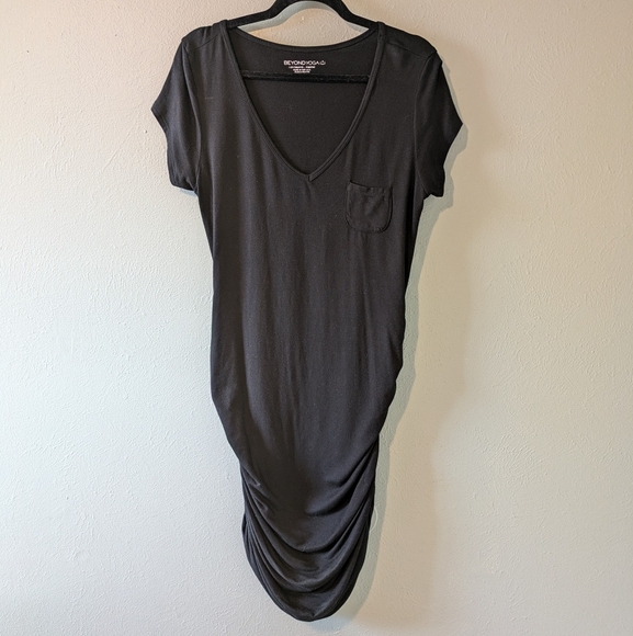 Beyond Yoga Dresses & Skirts - Beyond Yoga Short Sleeve V-Neck Ruched Midi Dress Micromodal Size L